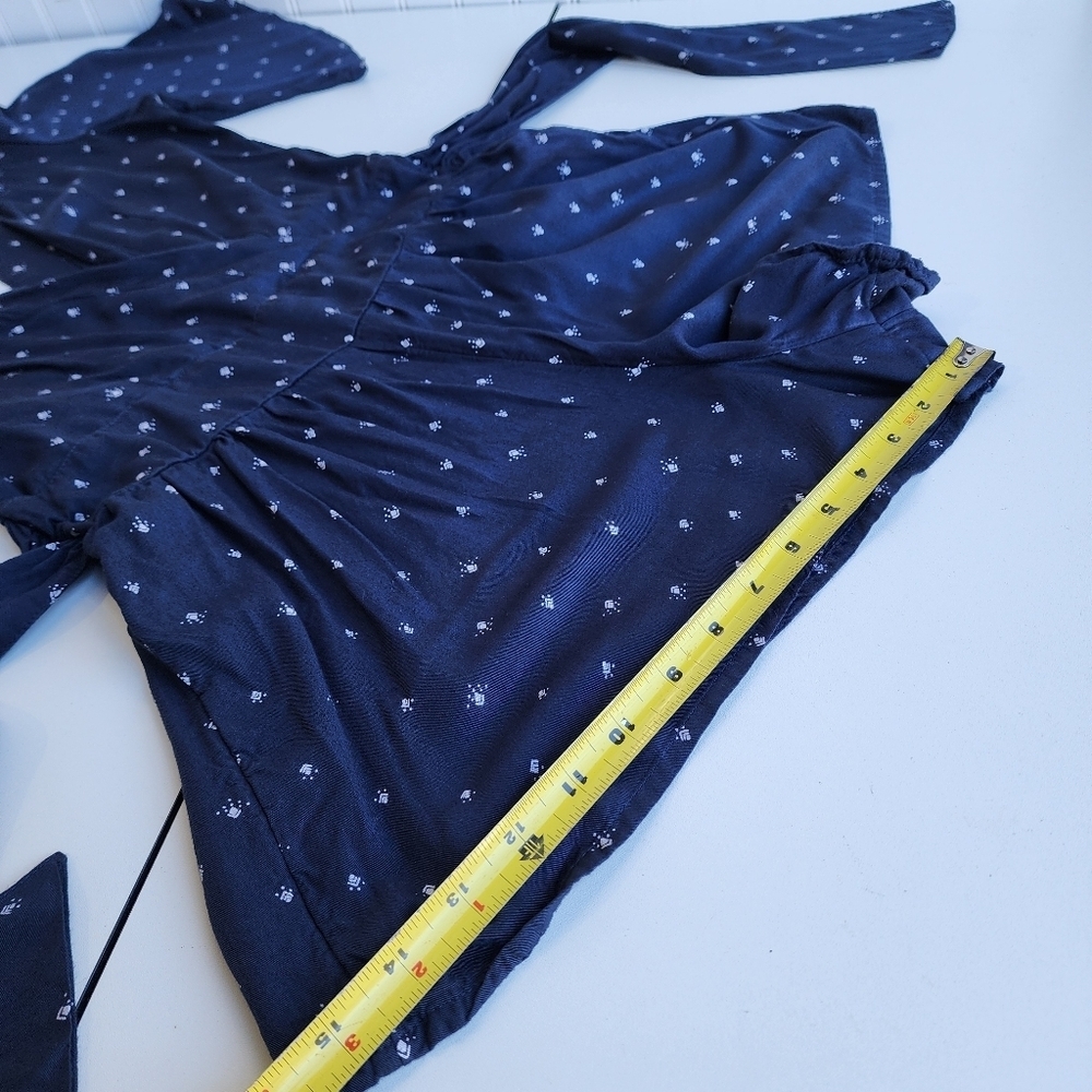 O'NEILL Gabriella Open Back Flutter Sleeve Romper Navy White Geo Print Viscose M - Picture 10 of 16